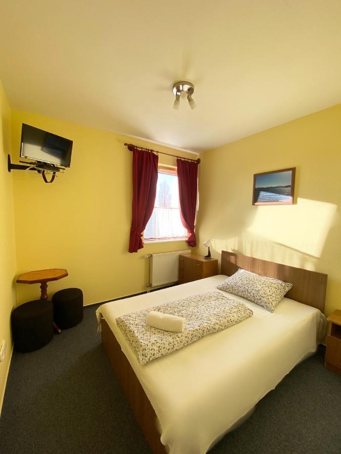 Panama Motel Székesfehérvár Buitenkant foto