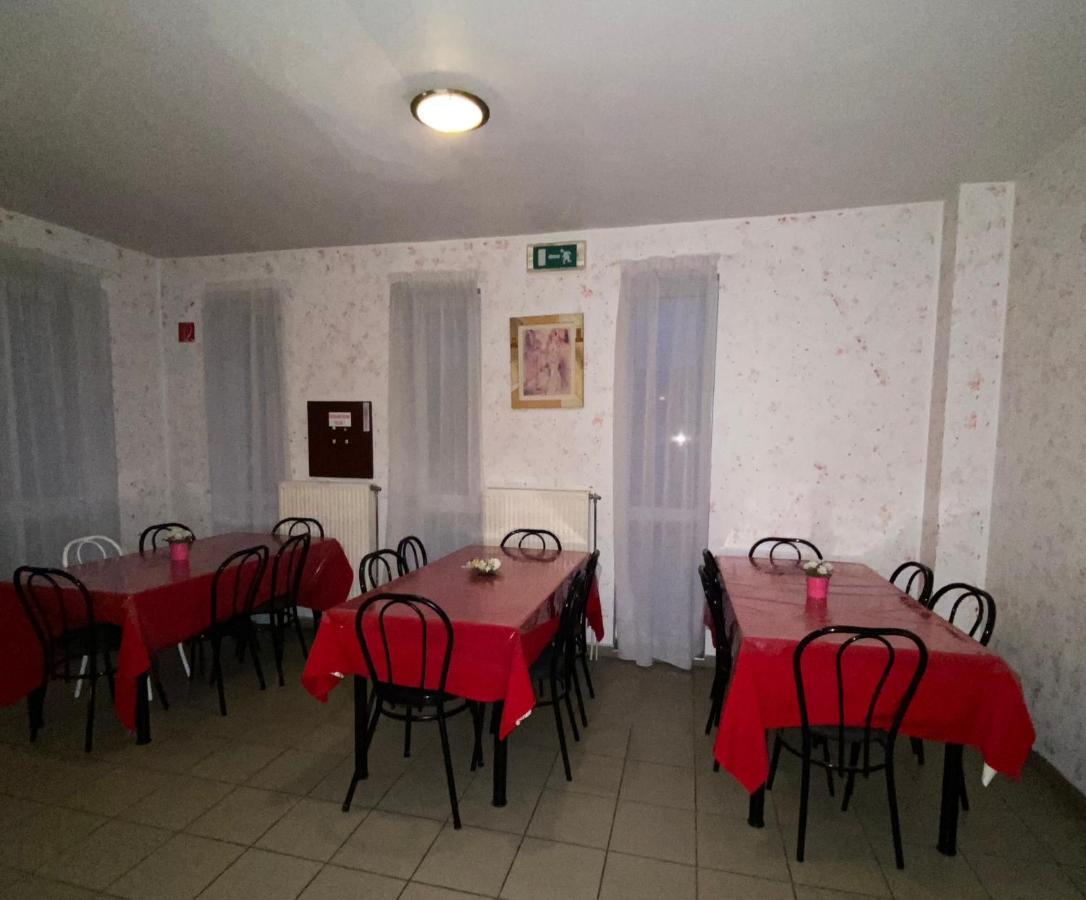Panama Motel Székesfehérvár Buitenkant foto