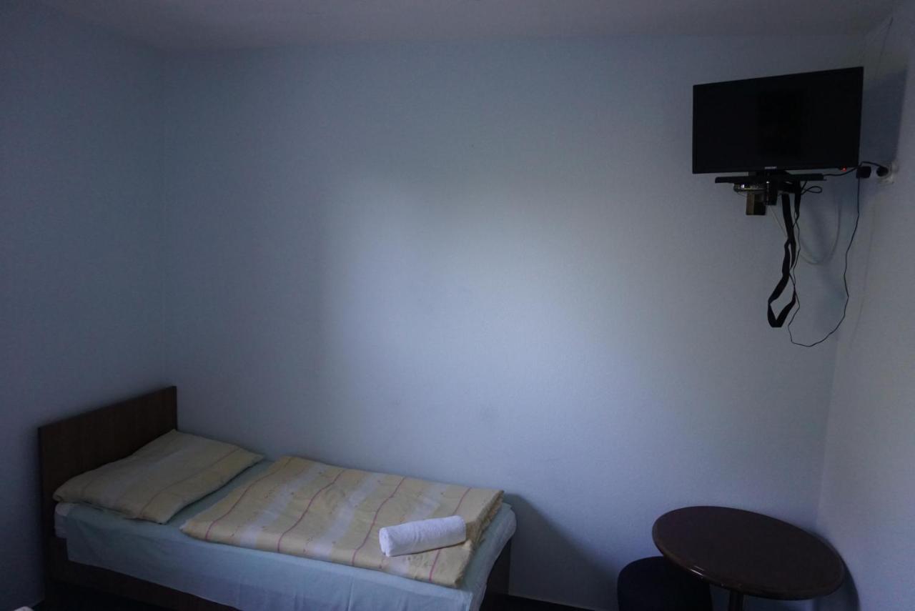 Panama Motel Székesfehérvár Buitenkant foto