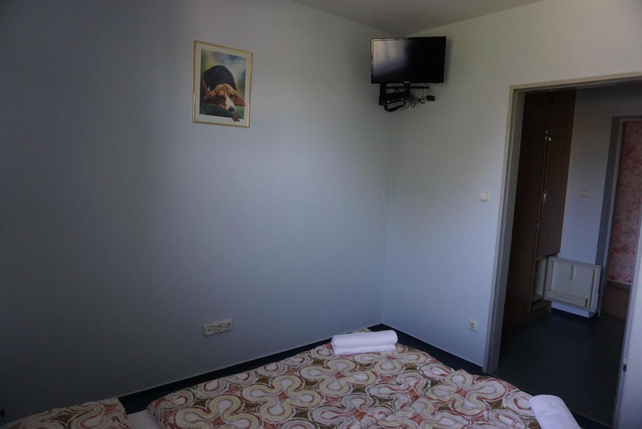 Panama Motel Székesfehérvár Buitenkant foto
