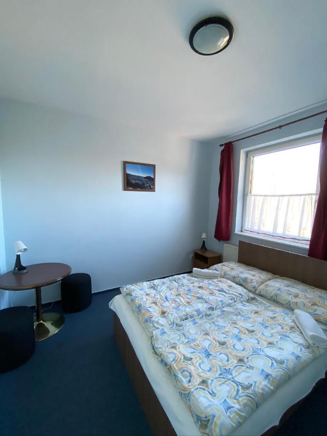 Panama Motel Székesfehérvár Buitenkant foto